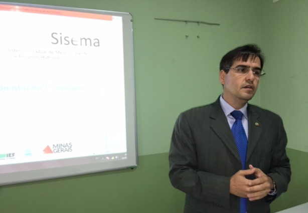 O promotor Gustavo Garcia Araújo sugere que Cataguases passe a fazer o serviço de licenciamento ambiental