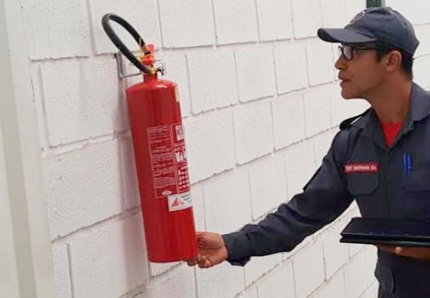 As adequações visam garantir a segurança mínima da população em caso de incêndio