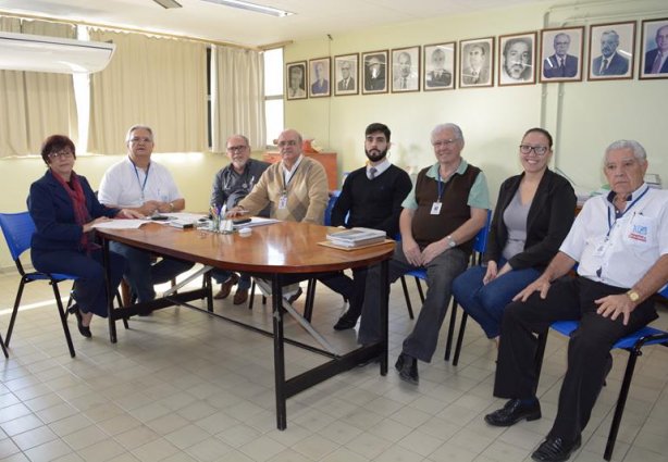 A Mesa Diretora do Hospital explicou a perspectiva sobre o funcionamento do Instituto Oncológico em Cataguases e o futuro desse tipo de tratamento