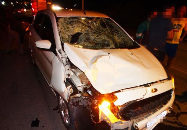 A frente do veículo danificada: causas serão apuradas pela Polícia Rodoviária Federal