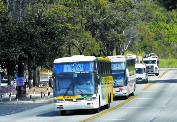 As passagens de ônibus entre cidades de Minas Gerais ficaram mais baratas neste sábado em quase 10%