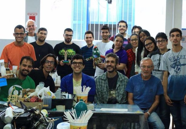 A equipe de colaboradores do Instituto que chega nesta terça-feira, à maioridade (Foto: Noli Filmes)