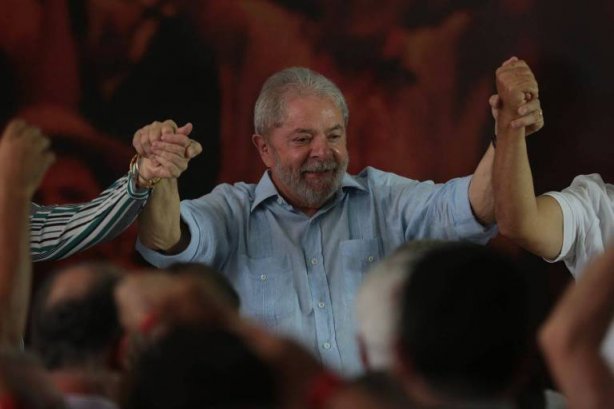Eventos em mais de 3 mil cidades v&atilde;o lan&ccedil;ar a pr&eacute;-candidatura de Lula neste domingo