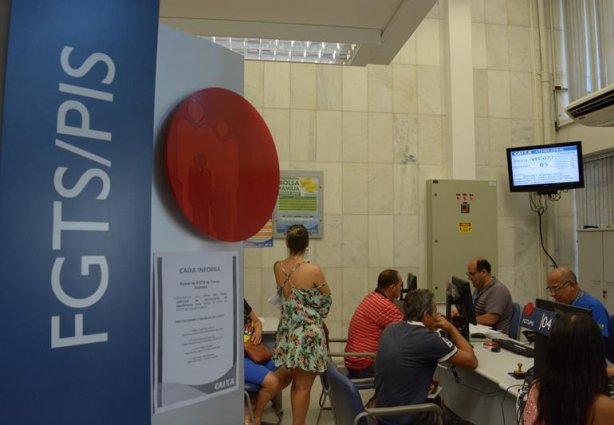 A estimativa é de que sejam destinados R$ 18,1 bilhões a 23,5 milhões de trabalhadores