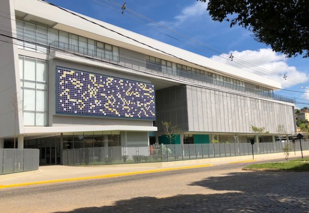 Prédio da Energisa Minas Gerais na "Reta da Saudade", em Cataguases