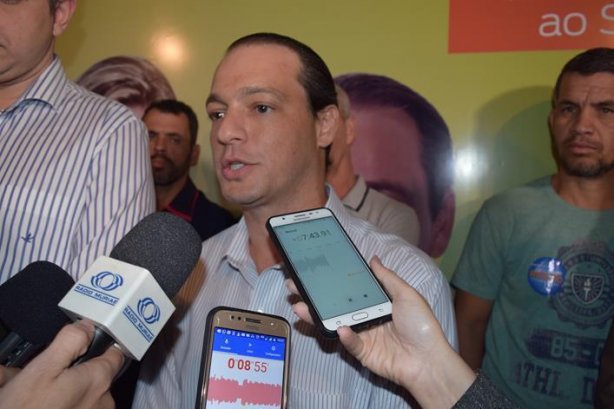 Renzo Braz anuncia que n&atilde;o vai disputar o Senado deixando a vaga para Rodrigo Pacheco