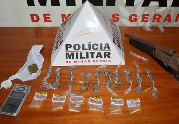 O material apreendido foi apresentado na Delegacia de Polícia Civil de Leopoldina