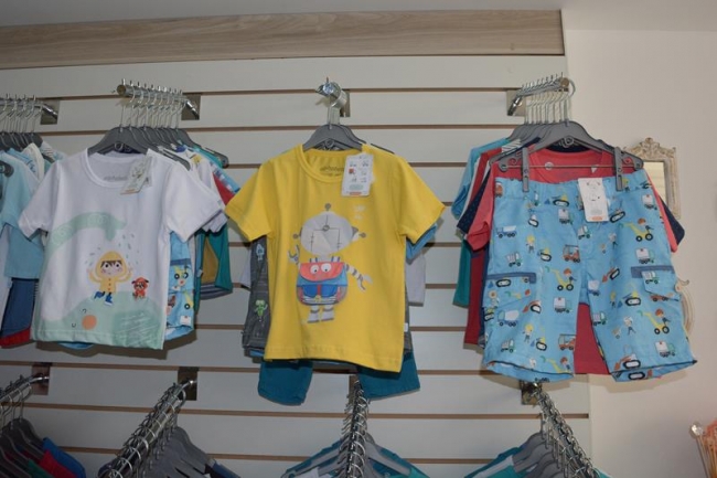 loja de roupa infantil alfabeto